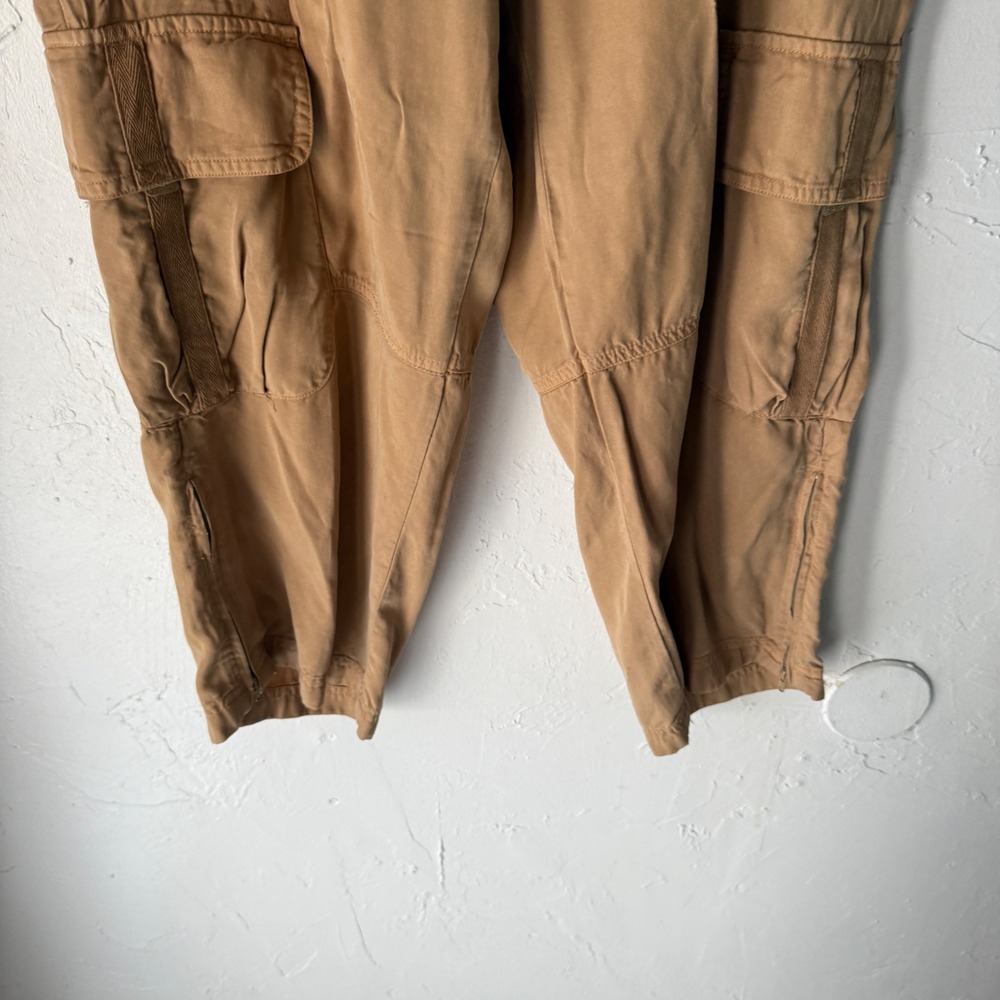 J Jill Women's 12P Petite Cargo Capri Pants Button Lagen Artsy Light Miniamlist - Picture 4 of 11